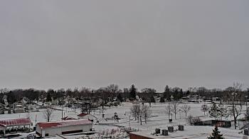 Weather camera view of Beecher ES.