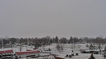 Weather camera view of Beecher ES.