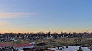 Weather camera view of Beecher ES.