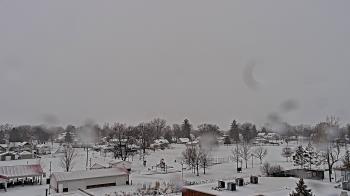 Weather camera view of Beecher ES.