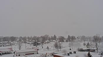 Weather camera view of Beecher ES.