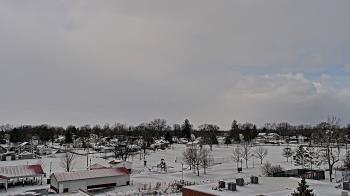 Weather camera view of Beecher ES.