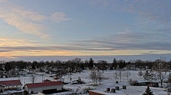 Weather camera view of Beecher ES.