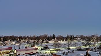 Weather camera view of Beecher ES.