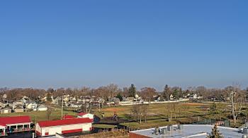 Weather camera view of Beecher ES.