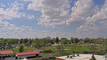Weather camera view of Beecher ES.