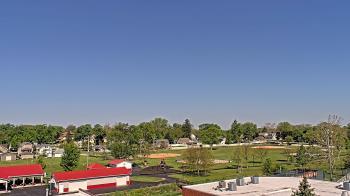 Weather camera view of Beecher ES.