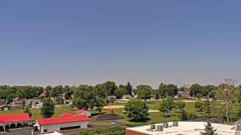 Weather camera view of Beecher ES.