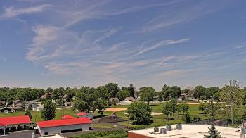 Weather camera view of Beecher ES.