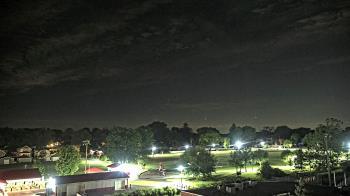 Weather camera view of Beecher ES.