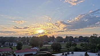 Weather camera view of Beecher ES.