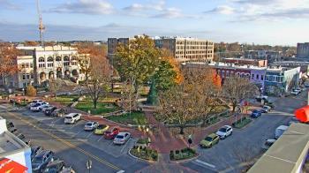 Weather camera view of Walton�s 5 & 10.