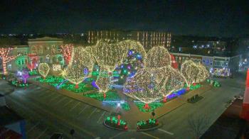 Weather camera view of Walton�s 5 & 10.