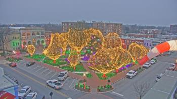 Weather camera view of Walton�s 5 & 10.