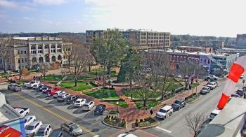 Weather camera view of Walton�s 5 & 10.