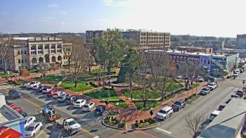 Weather camera view of Walton�s 5 & 10.