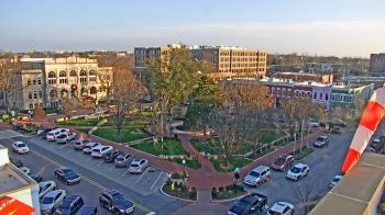 Weather camera view of Walton�s 5 & 10.