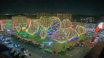 Weather camera view of Walton�s 5 & 10.