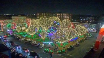 Weather camera view of Walton�s 5 & 10.