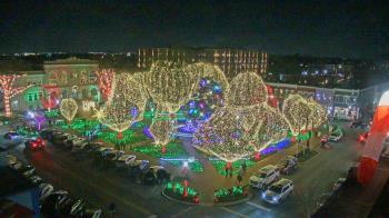 Weather camera view of Walton�s 5 & 10.