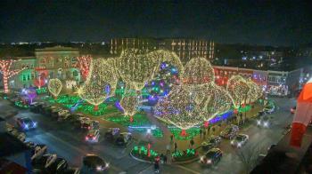 Weather camera view of Walton�s 5 & 10.