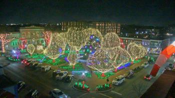 Weather camera view of Walton�s 5 & 10.