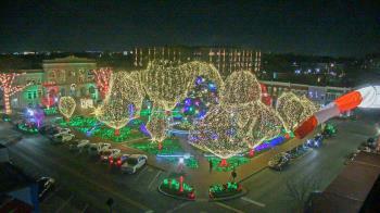 Weather camera view of Walton�s 5 & 10.