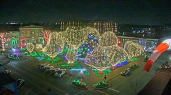 Weather camera view of Walton�s 5 & 10.