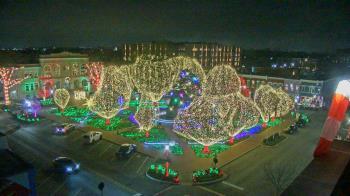 Weather camera view of Walton�s 5 & 10.