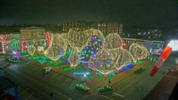 Weather camera view of Walton�s 5 & 10.