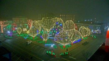 Weather camera view of Walton�s 5 & 10.