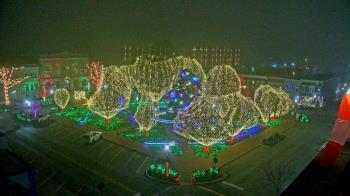 Weather camera view of Walton�s 5 & 10.