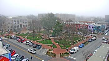 Weather camera view of Walton�s 5 & 10.