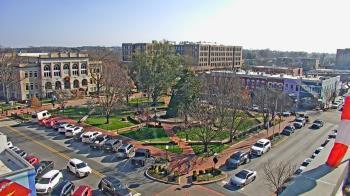 Weather camera view of Walton�s 5 & 10.