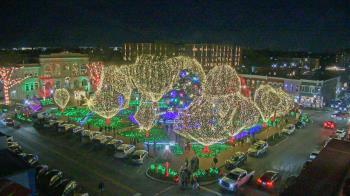 Weather camera view of Walton�s 5 & 10.