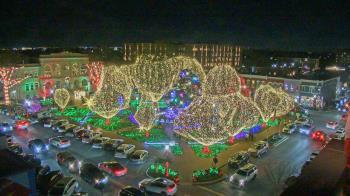 Weather camera view of Walton�s 5 & 10.