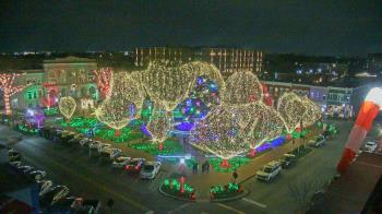 Weather camera view of Walton�s 5 & 10.