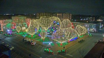 Weather camera view of Walton�s 5 & 10.