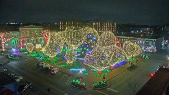 Weather camera view of Walton�s 5 & 10.