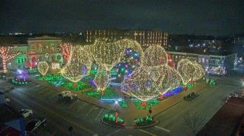 Weather camera view of Walton�s 5 & 10.