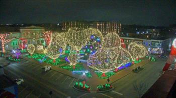 Weather camera view of Walton�s 5 & 10.