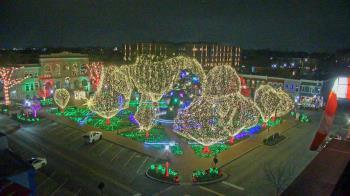 Weather camera view of Walton�s 5 & 10.