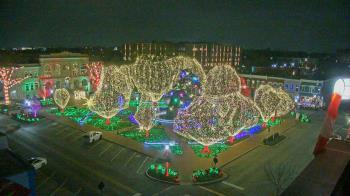 Weather camera view of Walton�s 5 & 10.