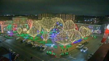 Weather camera view of Walton�s 5 & 10.