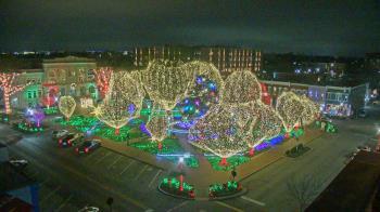 Weather camera view of Walton�s 5 & 10.