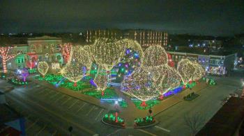 Weather camera view of Walton�s 5 & 10.