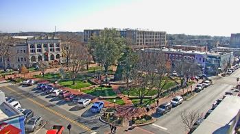 Weather camera view of Walton�s 5 & 10.