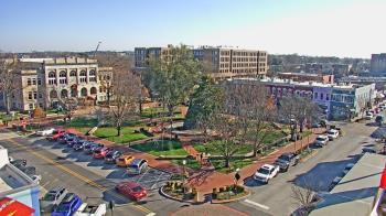 Weather camera view of Walton�s 5 & 10.