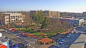 Weather camera view of Walton�s 5 & 10.