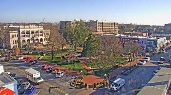 Weather camera view of Walton�s 5 & 10.